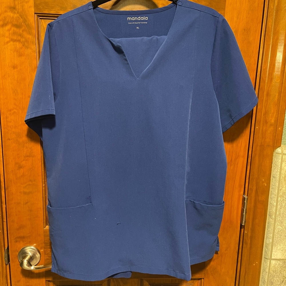 Mandala Women's Royal Blue jogger scrub set